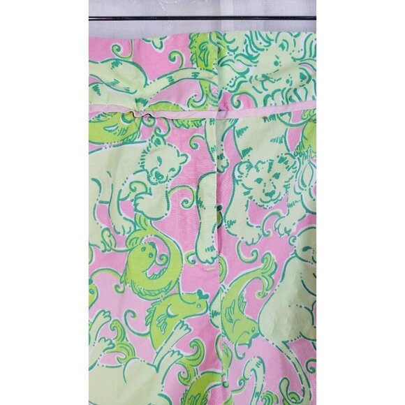 Lilly Pulitzer Animal Print Shorts Pink Green Pockets Women's  Size 8 - Picture 2 of 8